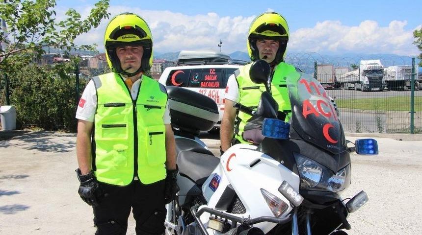 Trabzon&rsquo;da Trafik Sıkıştığında Sağlık İ&ccedil;in Onlar Devreye Giriyor