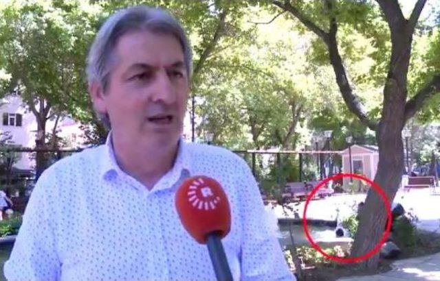 Röportaj Sırasında Parktaki Gölete Düşen Çocuğu Kameraman Kurtardı