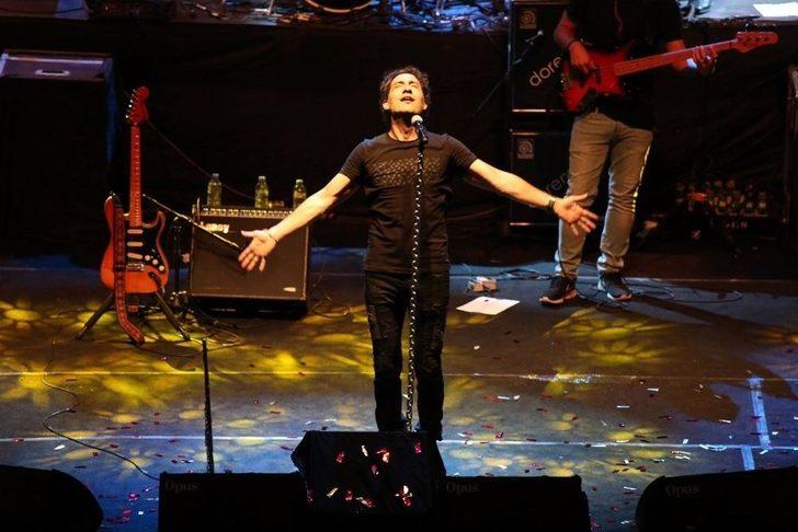 Ünlü Sanatçı Kıraç Kırkpınar Yağlı Güreşlerinde Konser Verdi G2
