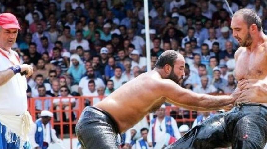 İddialı Geliyor, Kuzu &Ccedil;evirmeyle Beslendi