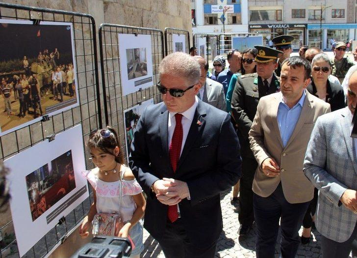 İha’nın ’15 Temmuz Destanı’ Fotoğraf Sergisi Sivas’ta Açıldı G3