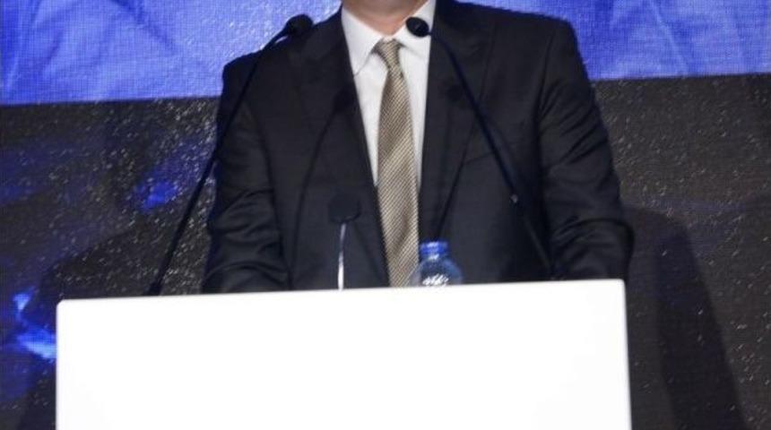 Mercedes-benz T&uuml;rk, 50&rsquo;nci Yıld&ouml;n&uuml;m&uuml;n&uuml; Kutladı