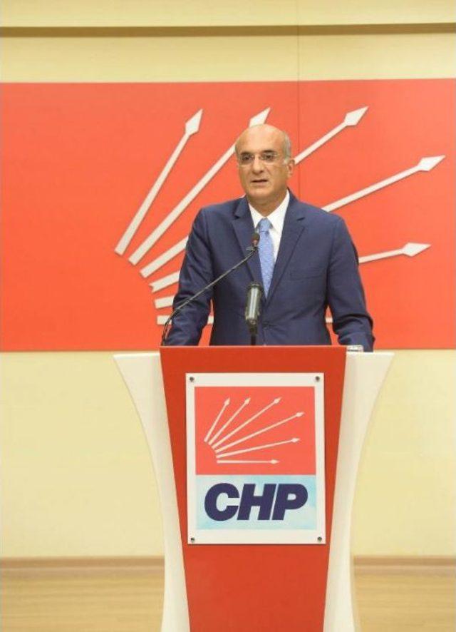 Tekin Bing&ouml;l : &nbsp;Orduyu  Rencide Edebilecek Bir Fotoğraf T&uuml;m Bilboardları S&uuml;sl&uuml;yor 3