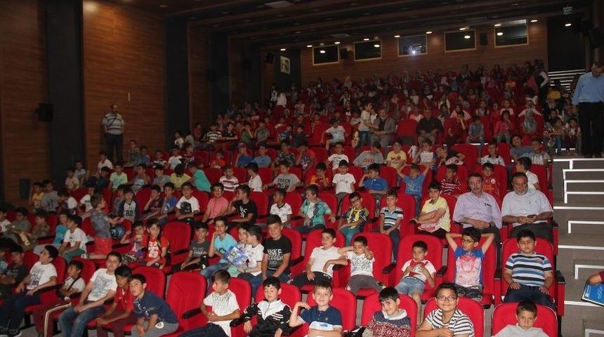 &Ouml;ğrenciler 15 Temmuz Konulu Belgesel İzledi