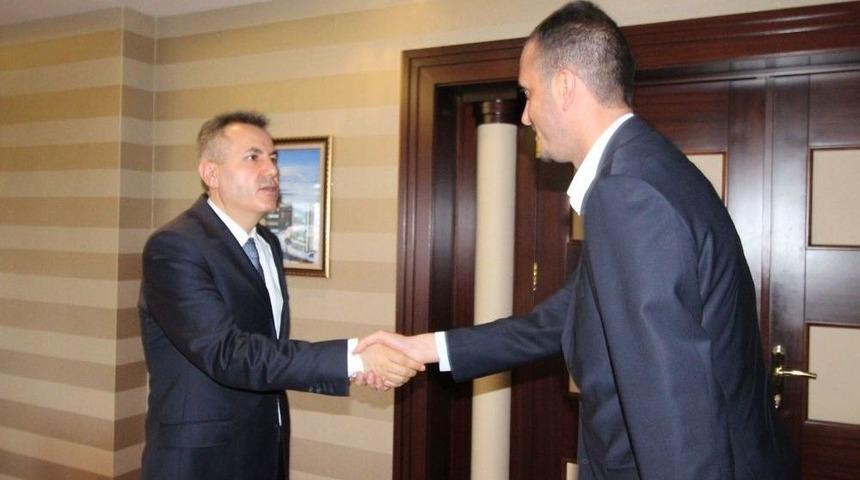 İha&rsquo;dan Vali Elban&rsquo;a Ziyaret