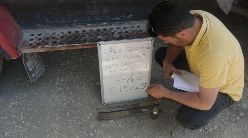 Van B&uuml;y&uuml;kşehir Belediyesinden Zemin Et&uuml;t &Ccedil;alışması