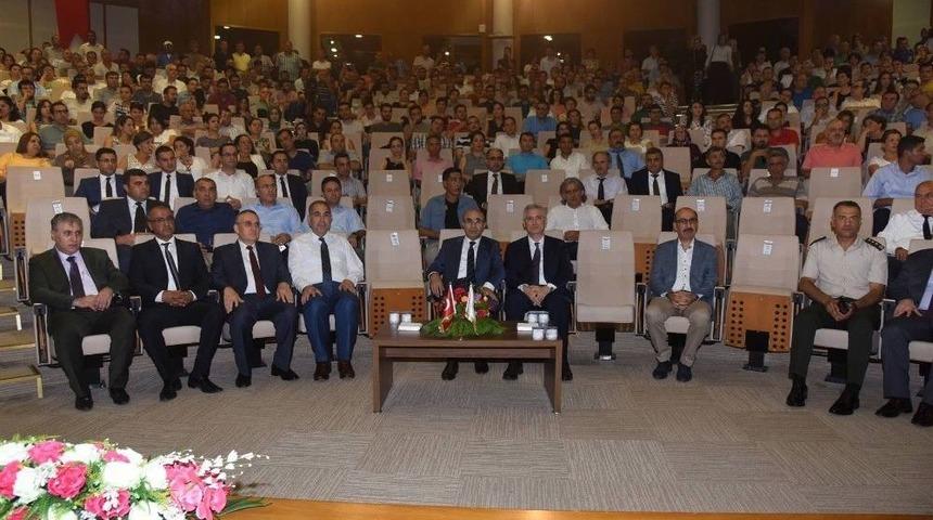 Prof. Dr. Ateş: "fet&ouml;, Deaş Ter&ouml;r &Ouml;rg&uuml;t&uuml; Kadar Tehlikeli Bir Yapı"