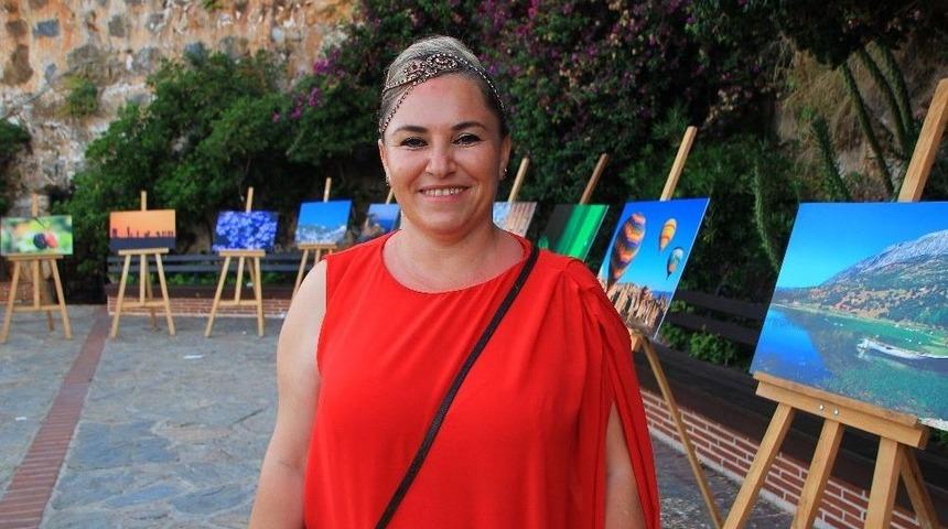 Sınıf &Ouml;ğretmeninden Azerbaycan&rsquo;da &lsquo;t&uuml;rkiye&rsquo;m&rsquo; Konulu Fotoğraf Sergisi