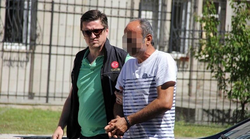 &Ouml;ğretmen Baba Ve &Uuml;niversite &Ouml;ğrencisi Oğlu Uyuşturucu Ticaretinden Tutuklandı