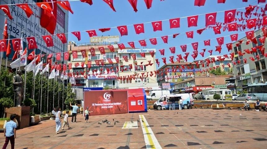 Maltepe Meydanı &ldquo;demokrasi N&ouml;betine&ldquo; Hazır