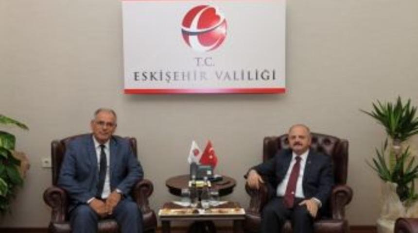 Ak Parti Mahmudiye Teşkilatından Vali &Ccedil;akacak&rsquo;a Ziyaret