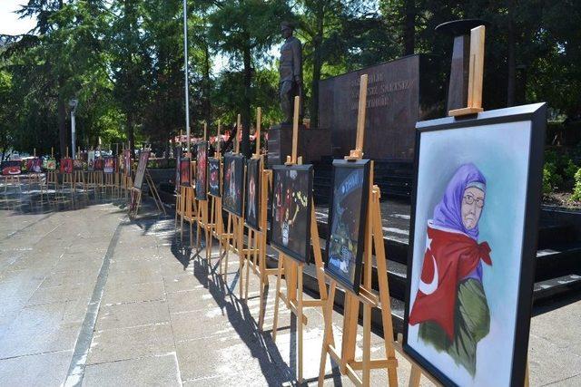 &Ccedil;orlu Halk Eğitimi Merkezi&rsquo;nden 15 Temmuz Sergisi 2