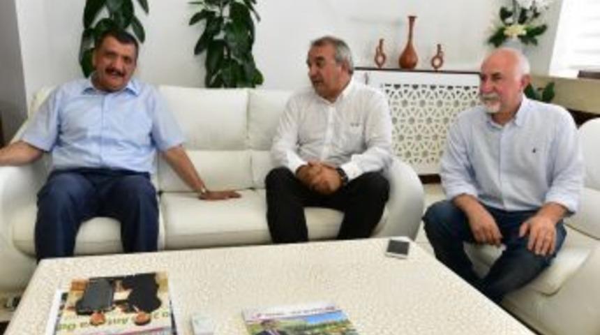 Hayder Başkanı &Ccedil;izmeci&rsquo;den G&uuml;rkan&rsquo;a Ziyaret