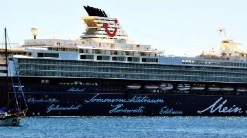 'mein Schiff 2', Beşinci  Kez Bodrum'da