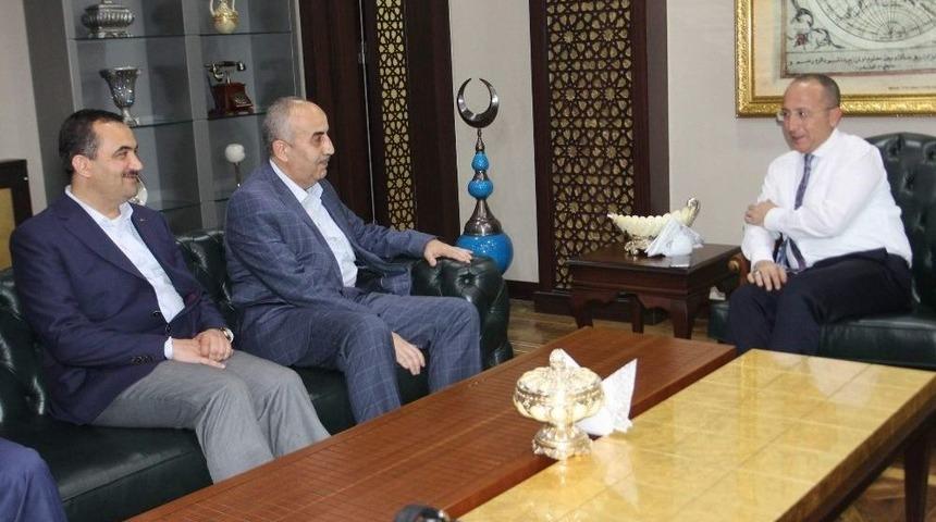İha Genel M&uuml;d&uuml;r&uuml; Arvas, Siirt Valisi Atik&rsquo;i Ziyaret Etti