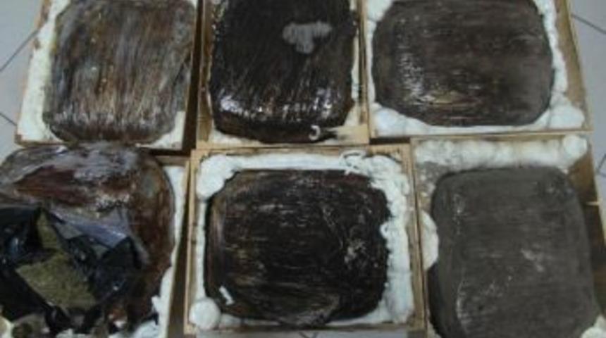 İzmir'de Uyuşturucudan Tutuklama