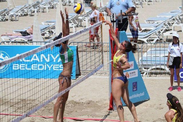 Alanya’da Kadınlar Plaj Voleybolu Avrupa Şampiyonası