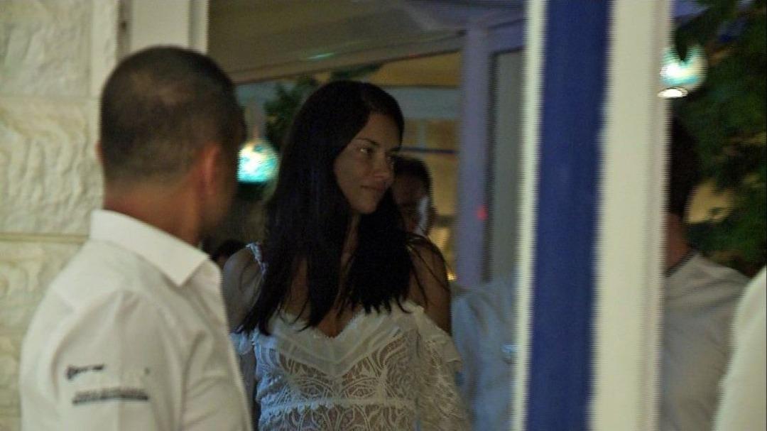 Adriana Lima Ve T&uuml;rk Aşkı Bodrum Sokaklarında El Ele