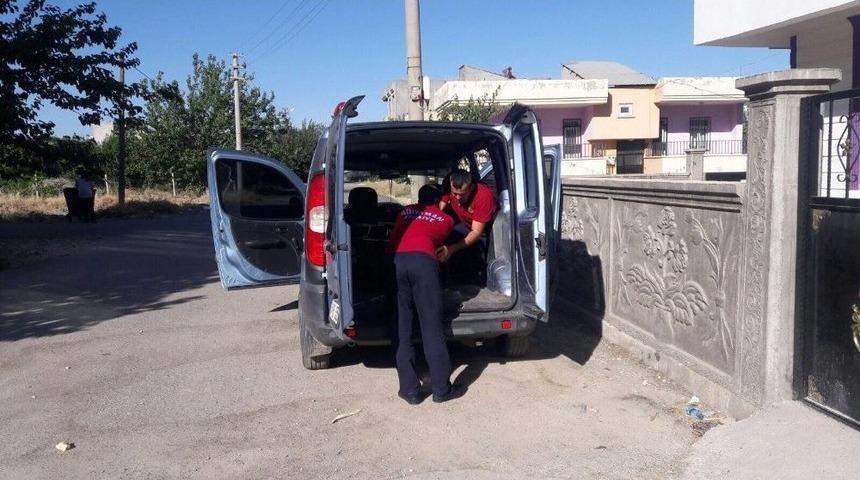 Gaz Ka&ccedil;ağı Bulunan Ara&ccedil; Paniğe Neden Oldu