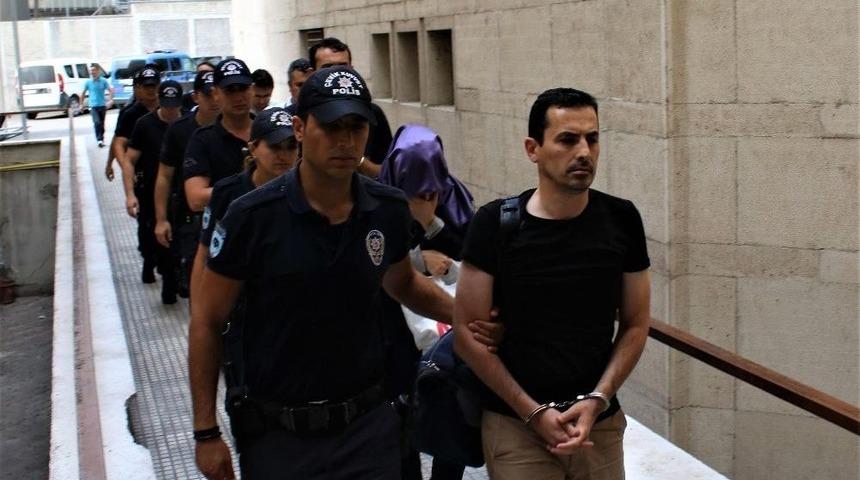 &Ouml;ğretmenlikten İhra&ccedil; Edilen Fet&ouml;/pdy &Uuml;yeleri Adliyeye Sevk Edildi