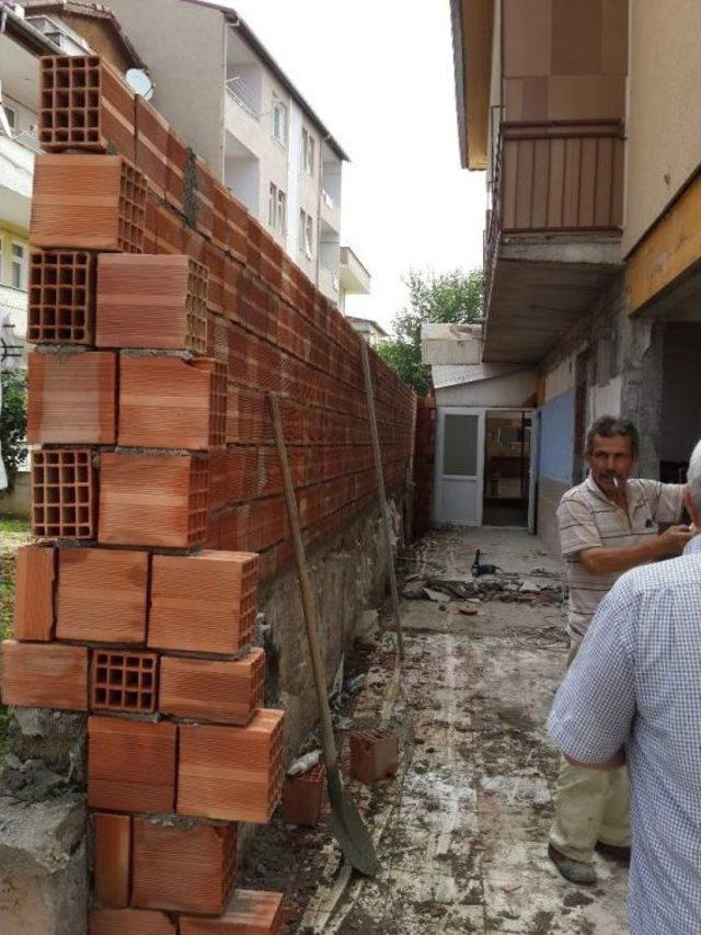 İzmit Belediyesi’nden Rahmet Camii’nde Tadilat Çalışması