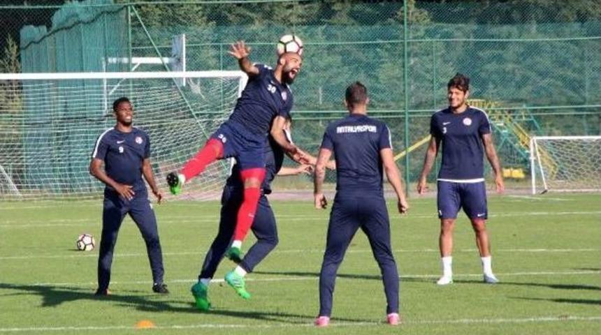 Antalyaspor Teknik Direkt&ouml;r&uuml; &Ccedil;alımbay: "takımlar &Ccedil;ok G&uuml;&ccedil;lendi"