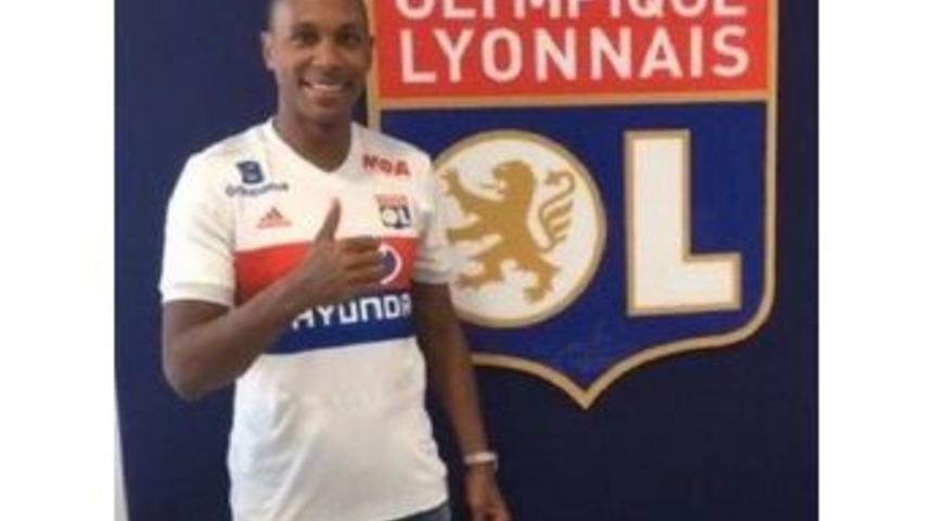 Marcelo İmzayı Attı