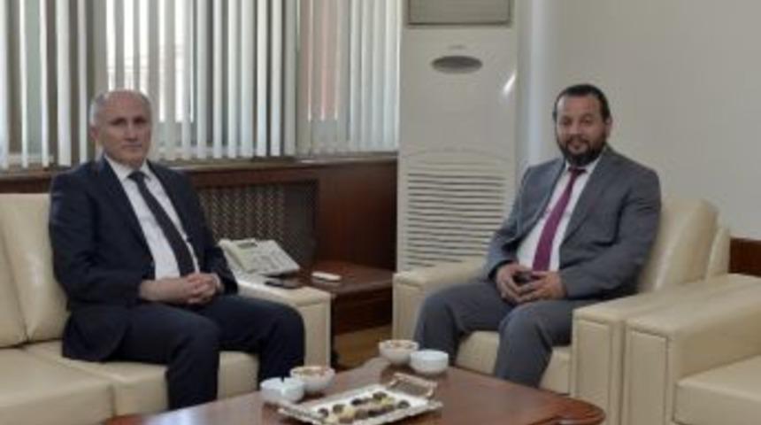 Rekt&ouml;r Akg&uuml;l: &ldquo;karaman&rsquo;ın Kalkınmasında &Uuml;niversite Olarak Gayret G&ouml;stermeye Devam Edeceğiz&rdquo;