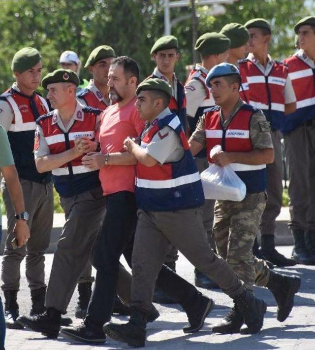 'hero'ya Karşı 'traitor' Tişörtü (2)