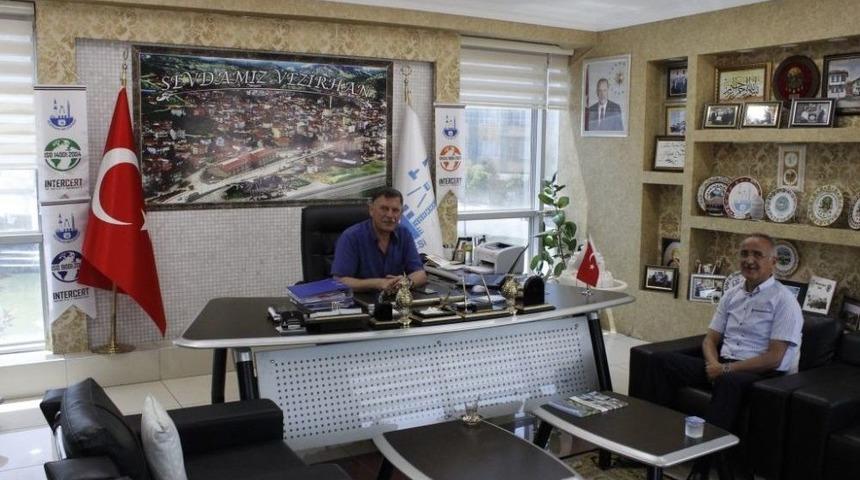 Bursa Vakıflar B&ouml;lge M&uuml;d&uuml;r&uuml; Yahya&rsquo;dan Vezirhan&rsquo;da İnceleme