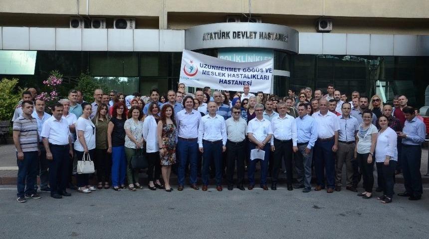 Sağlık &Ccedil;alışanları Milli Birlik G&uuml;n&uuml;&rsquo;nde Kan Bağışladı