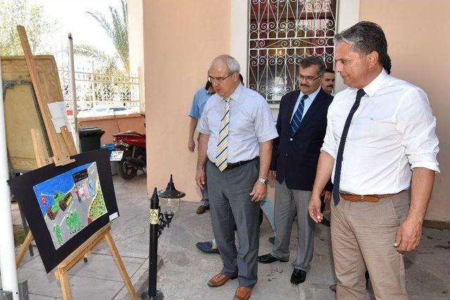 Başkan Uysal, 15 Temmuz Sergisinin A&ccedil;ılışına Katıldı 1