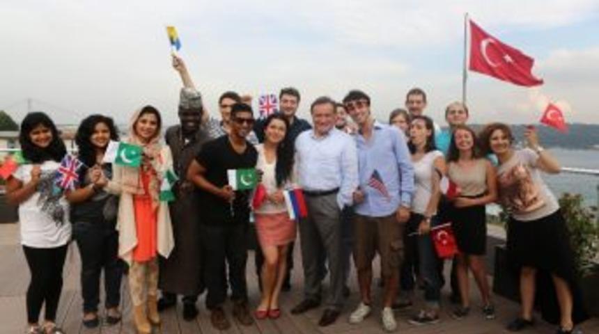 Yurtdışında &Uuml;niversite Artık Hayal Değil