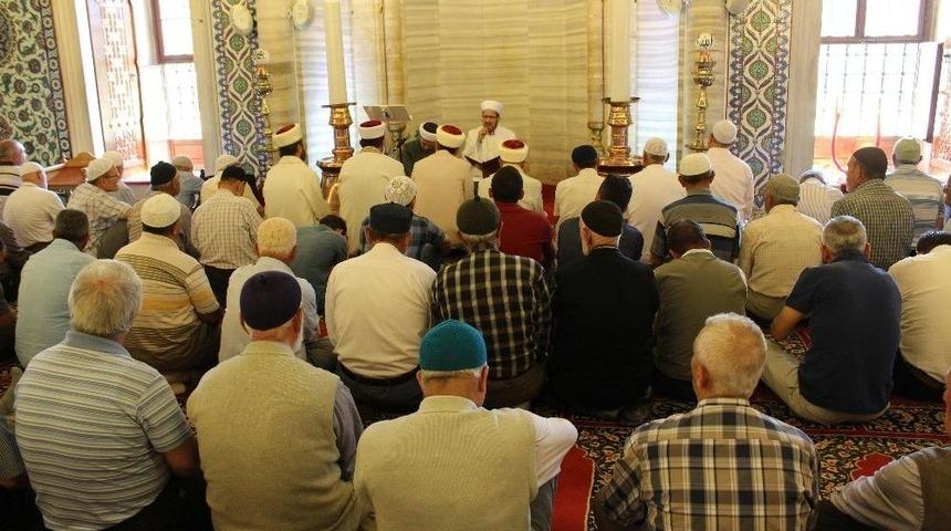 Selimiye Camii&rsquo;nde Kırkpınar Kapsamında Mevlit Okutuldu