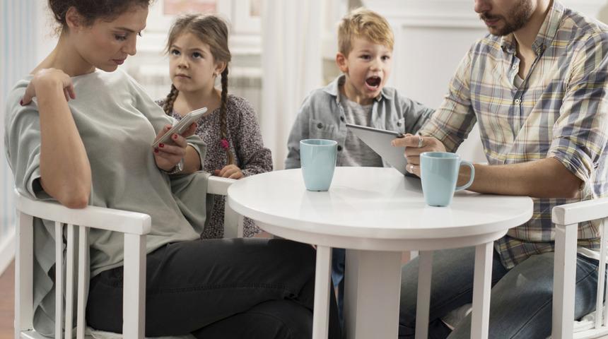 Teknoloji &ccedil;ocukları: 'Cep telefonu olmak isterdim' 