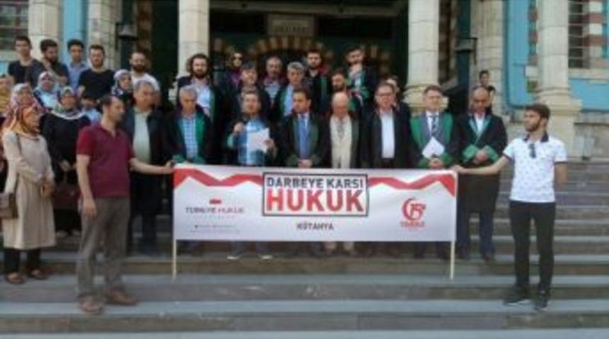 Avukat Murat Menteşoğlu: Hukuk D&uuml;nyasının Temsilcileri Olarak Her Zaman Darbe Girişiminin Karşısındayız