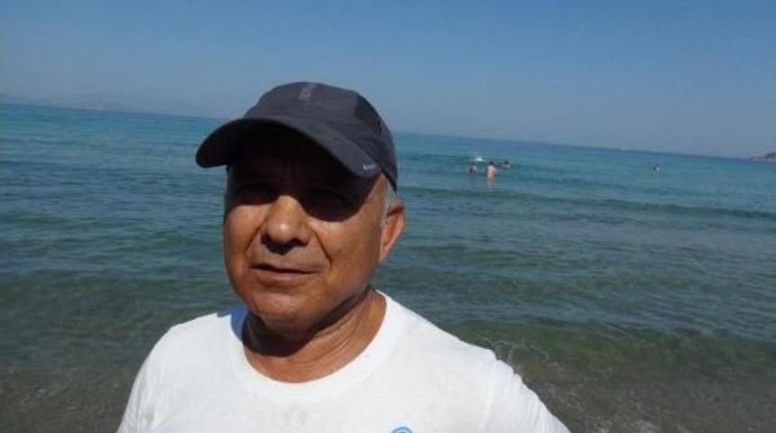 Kuşadası'nda Yaralı 4 Caretta Caretta Denizle Buluşturuldu