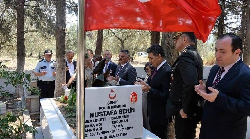 Vali Yazıcı, Şehit Mustafa Serin&rsquo;in Ailesini Ve Kabrini Ziyaret Etti