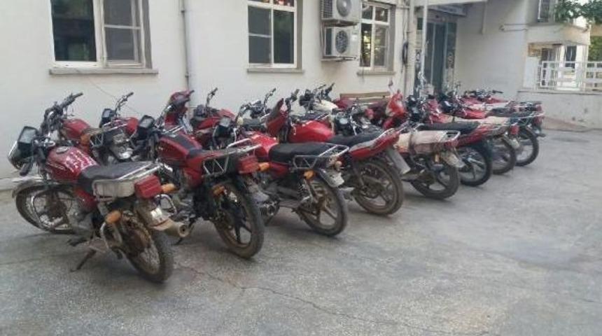 &Ccedil;alıntı 166 Motosiklet Ele Ge&ccedil;ti: 64 G&ouml;zaltı