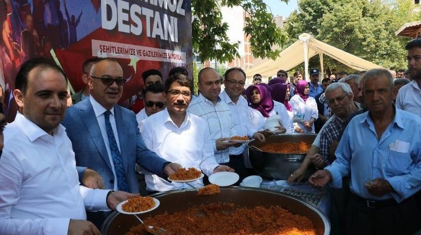 Manisa&rsquo;da 15 Temmuz Şehitleri İ&ccedil;in Mevlit