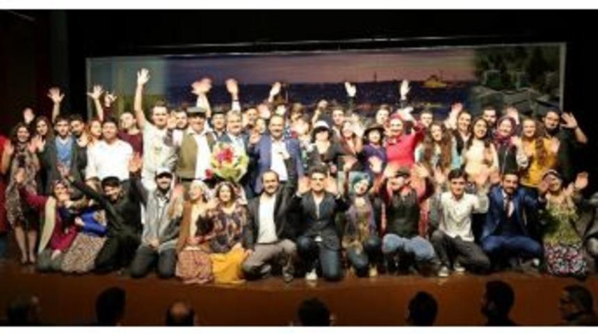 Uşak&rsquo;ta Şehir Tiyatrosu &lsquo;milletin Dirilişi&rsquo;ni Sahneleyecek