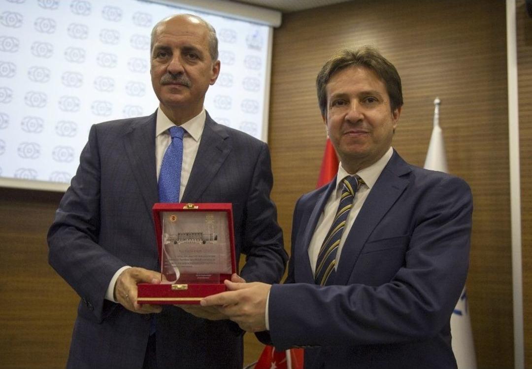 Kdk&rsquo;dan İha Ve Tgrt Haber Ankara Temsilcisi Batuhan Yaşar&rsquo;a &Ouml;d&uuml;l