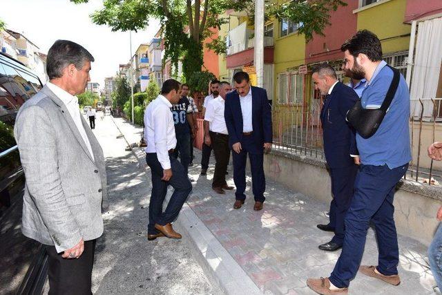 Başkan G&uuml;rkan &Ccedil;alışmalarını Yerinde İnceledi 1