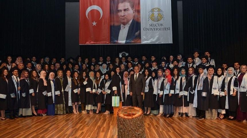 S&uuml;&rsquo;de Gen&ccedil; Diş Hekimleri Kep Attı