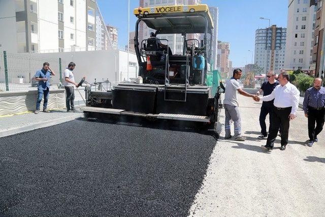 Talas’ta Asfalt Çalışmaları Sürüyor