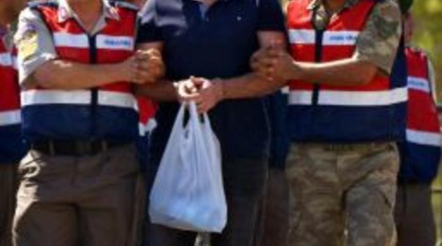 'hero'ya Karşı 'traitor' Tiş&ouml;rt&uuml; (3)