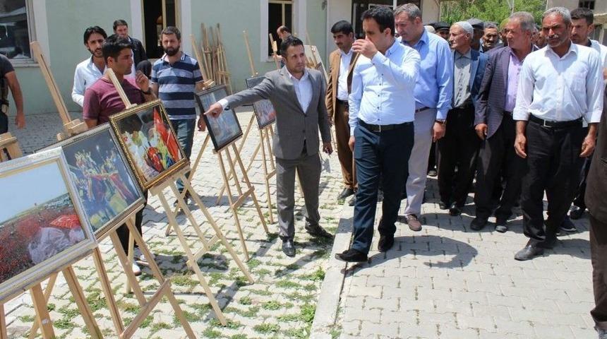 &Ccedil;aldıran&rsquo;da &lsquo;15 Temmuz&rsquo; Konulu Fotoğraf Sergisi