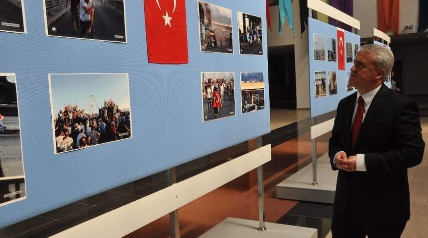 Anadolu &Uuml;niversitesinden 15 Temmuz Şehitlerini Anma Etkinliği