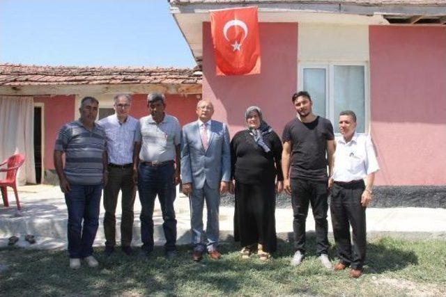 Chp li &Ccedil;akır&ouml;zer den 15 Temmuz Şehidinin Kabrine Ziyaret 1