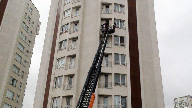 Ümraniye’de Lüks Sitede Korkutan Yangın 2